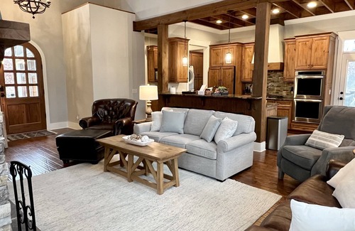 Spring City House | Hidden Gem Lakeside Retreat w/Private Dock & Slip
