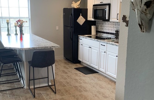 Kerrville Cottage | Hidden Gem located in the beautiful Hill Country Texas