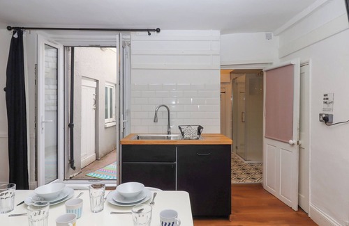 Plymouth Cottage | Hidden Gem on the Hoe