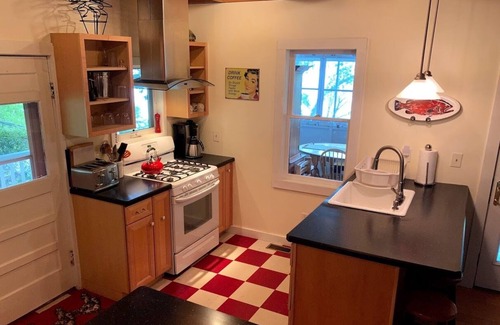 Lansing Cottage | Hidden Gem! Stunning setting on the east shore of Cayuga lake..Alilys-on-Cayuga
