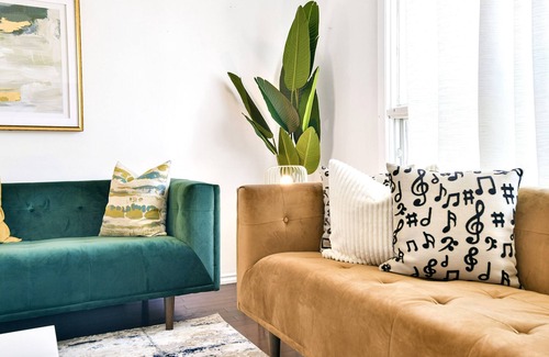 East Kildonan House | Hidden Gem: stylish 5BDRM w/Brand New Spa Hot tub