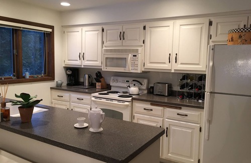 Fish Creek Condo | HIDDEN HARBOR FISH CREEK ~ WATERFRONT CONDO PERFECT FOR EXTENDED STAYS! PETS OK.