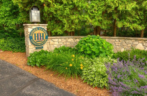 Fish Creek Condo | HIDDEN HARBOR FISH CREEK ~ WATERFRONT CONDO PERFECT FOR EXTENDED STAYS! PETS OK.