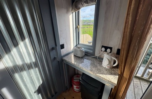 Tintagel Cabin | Hidden Hut Shepards Hut Sleeps 2