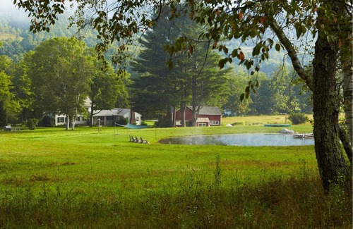 West Arlington House | Hidden Pond Farm 300 Acre Paradise directly on Famed Batten Kill River