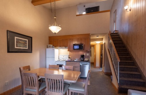 Banff Apartment | Hidden Ridge Resort