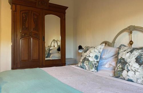 Betty's Bay Apartment | Hidden Stream Cottage