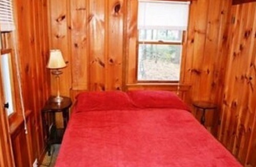 Bridgton Cottage | Hidden Treasure