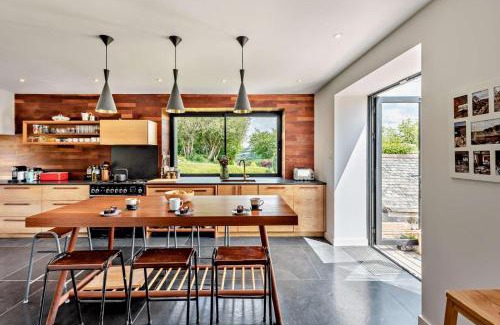 Barnstaple House | Hidden Valley Farmhouse