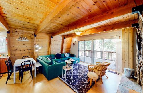 Crestline House | Hidden Wonder