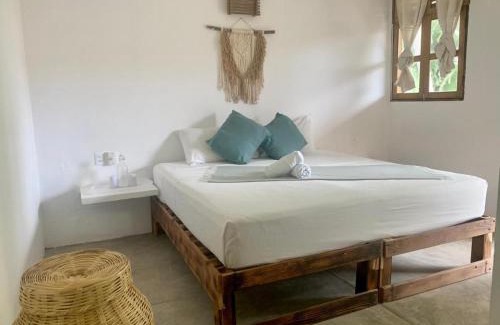 Santa Maria Hotel | HiddenPort VHouse