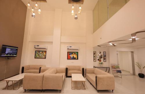 Vrindavan Hotel | Hide Away Studios