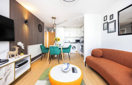 Docklands Apartment | Hide Out Two Bed Apartment at ExCeL