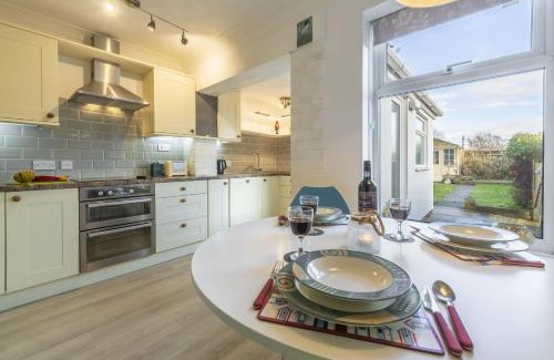 Leiston House | Hideaway Cottage