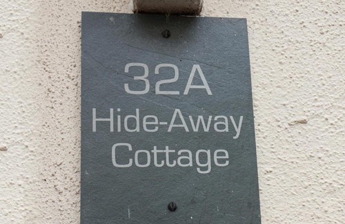 Whitby House | Hideaway Cottage