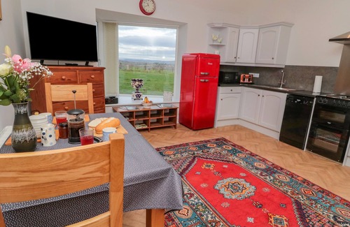Morpeth Cottage | HIGH BARNS COTTAGE, romantic, character holiday cottage in Morpeth