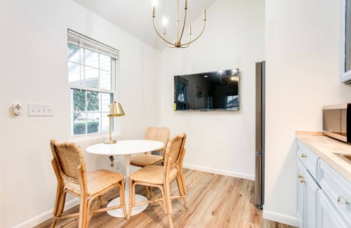 Thompson's Station House | High Comfort, Low Price, Clean, Private Guesthouse
