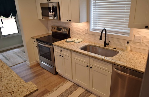 Pinehurst House | High Cotton! Completelyrenovated 3BR, 2.5BA home! 1.5 mi to the Village!