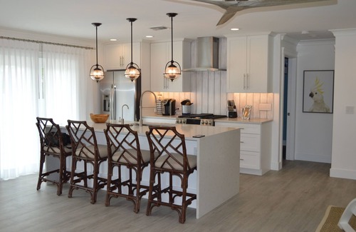 Jupiter House | High End, Head to Toe Renovation home with Pool & Hot tub