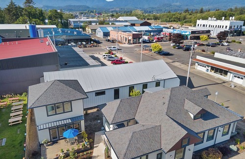 Tillamook House | High end home in downtown Tillamook