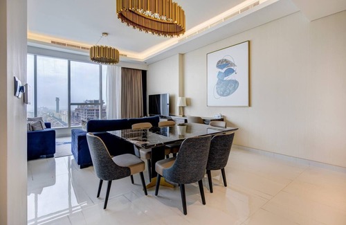 Dubai Media City Apartment | High-Floor 2BR Apartment with Stunning City Views at Avani+Palm View Dubai