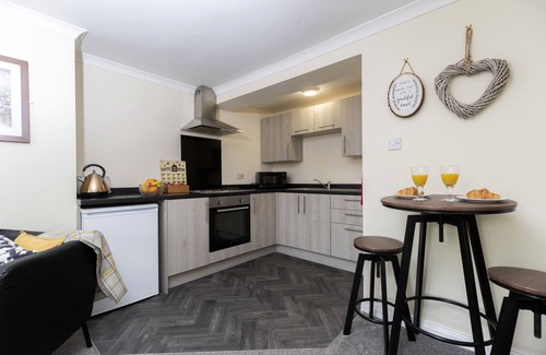 Eastgate Apartment | High Force-Apartment-Countryside view-Private Bathroom
