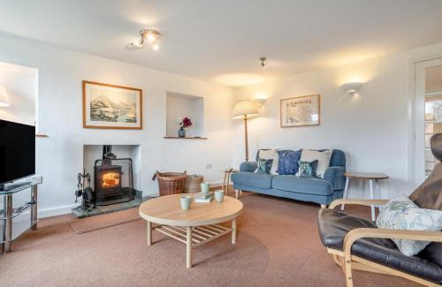 Hawes House | High House