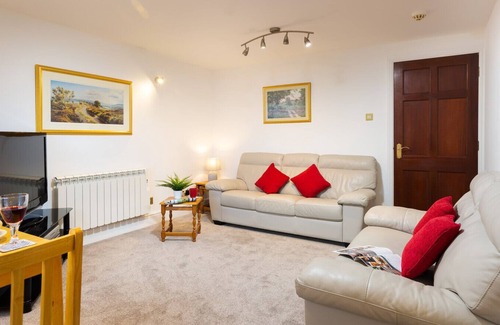 Bowness-on-Windermere Cottage | High Lake
