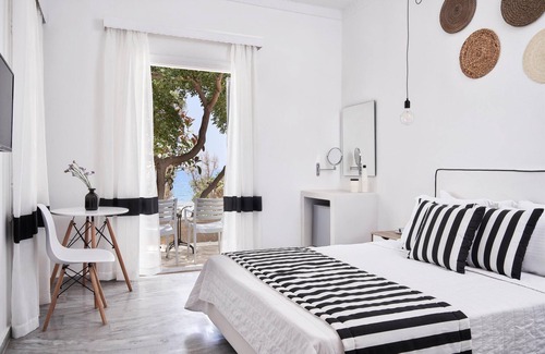 Parikia Hotel | High Mill Hotel