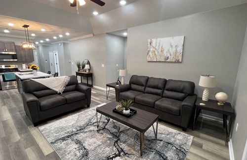 Heber Springs House | High N Heber/Brand new 4 bedroom 2.5 bath 2 car garage/washer & dryer available