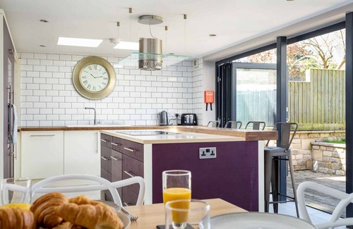 Milton-under-Wychwood Apartment | High Ridge