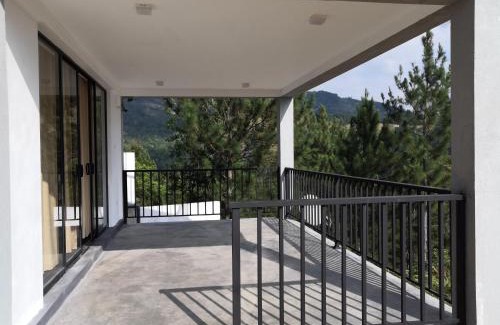 Kandy House | High Rise