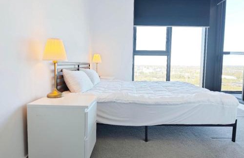 Sydney Olympic Park Apartment | High-Rise Suite with City Views