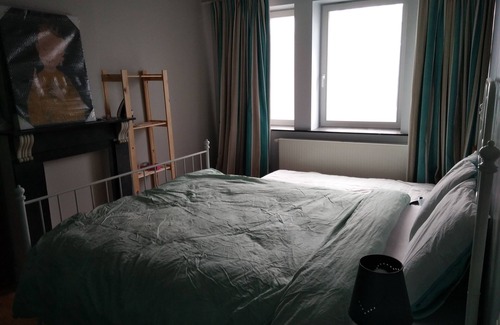 Ukkel Apartment | High roof. Cozy two bedroom