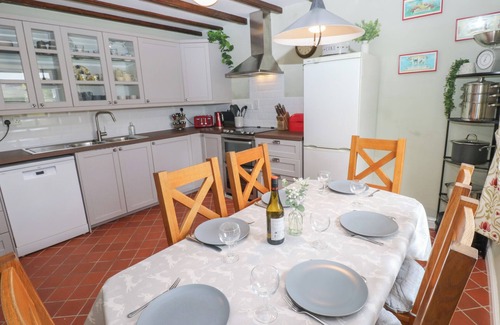 Fremington Cottage | HIGH SMARBER, family friendly, with open fire in Low Row
