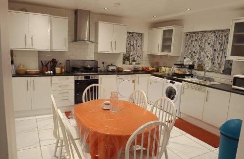 West Bromwich House | High Street House WEST BROMWICH