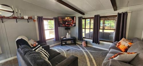 Keene House | High Tide Escape