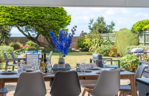 Milford on Sea House | High Tide