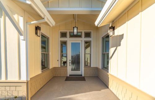 Old Town House | High Tide Haven - Hot Tub Harbor Views