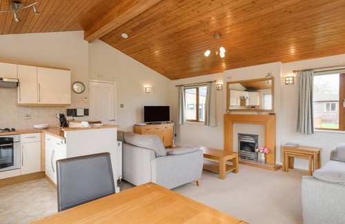 St Minver Cottage | HIGH TIDE, pet friendly, character holiday cottage, with pool in Rock