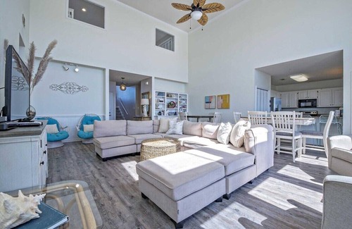Southpointe House | High Tide Your Gulf Fornt Fort Morgan Retreat by Prickett Properties