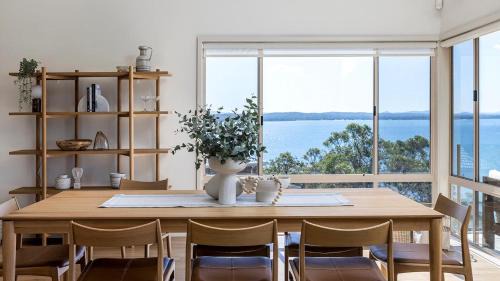 Salamander Bay House | High View Holiday House