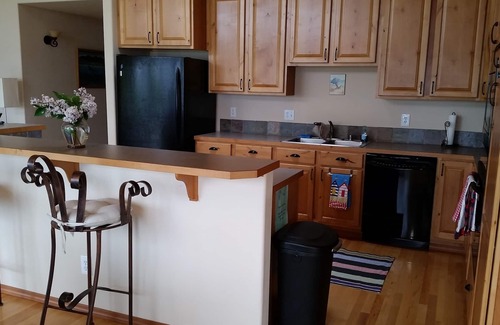 Camano Island House | Highbank waterfront with hot tub, firepit, crab boat, pots and 2 single kayaks!
