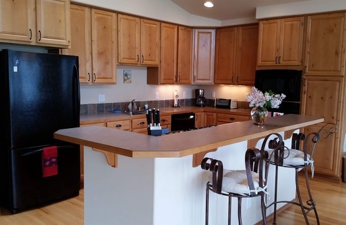 Camano Island House | Highbank waterfront with hot tub, firepit, crab boat, pots and 2 single kayaks!