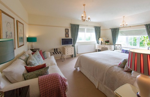 Newlyn House | Higher Faugan