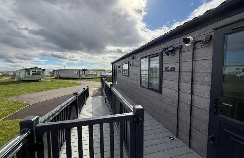 Dornoch House | Highland Holiday Getaways - The Heilan' Lodge