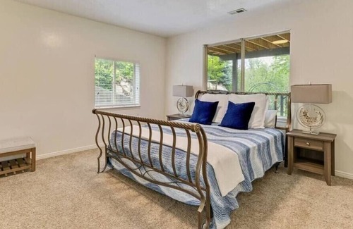 Highland House | Highland Oasis | New Hot Tub | Hammock | Fire Pit