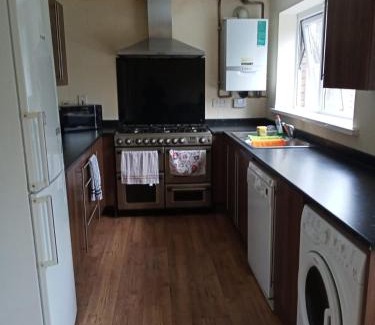Hatfield House | Highly Comfortable Home
