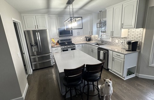 Bartlett House | Highly rated on Air! Fully Furnished Executive Home, Lux Amenities