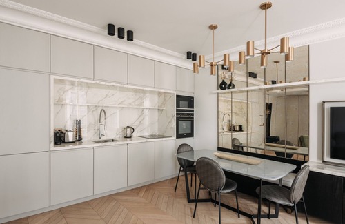 Les Halles Apartment | HIGHSTAY - Luxury Serviced Apartments - Rue de Rivoli